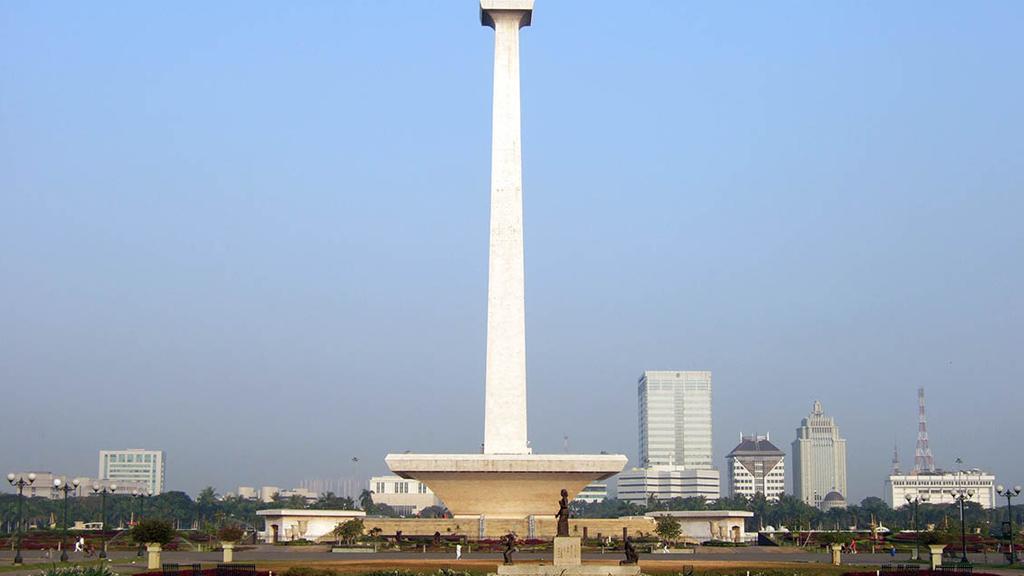 Highlights of Jakarta - Full Day Private Standard Tour - Image 4